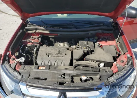 2018 Mitsubishi Outlander Es z USA, uszkodzony, nr VIN JA4AD2A33JZ017850